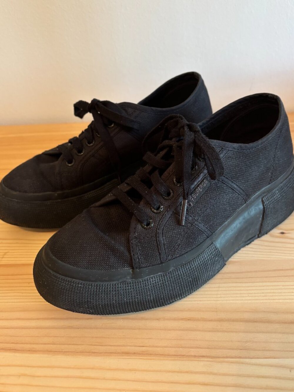 W8.5 Superga Black Platform Sneakers - Picture 6 of 8